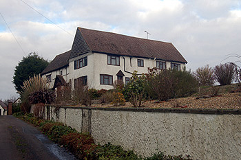 Old Grovebury Manor Farmhouse January 2009
